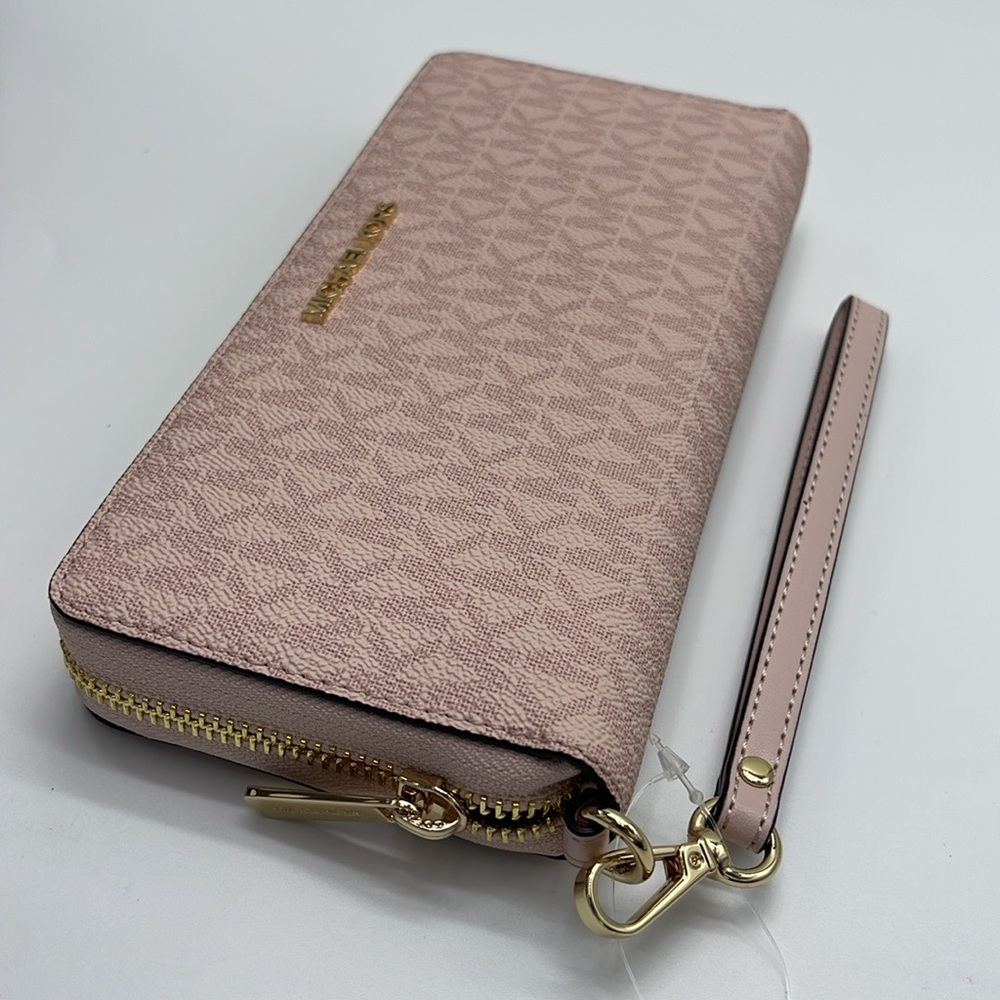 MICHAEL KORS Jet Set Travel Lg Signature Logo Continental Wristlet Phone Holder